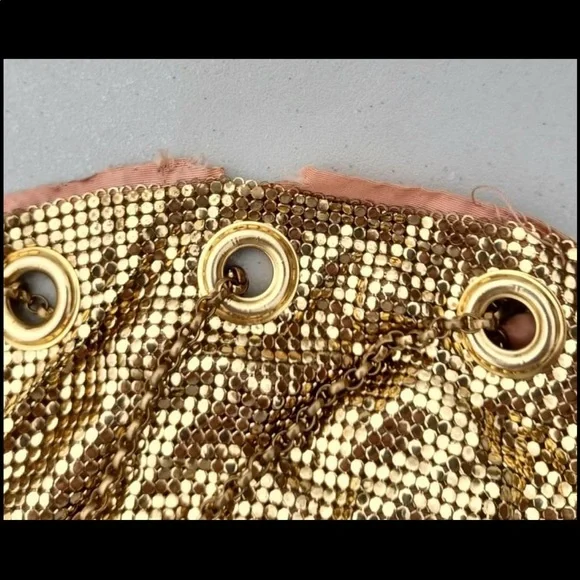 Vintage 1930s Whiting and Davis Flapper Gold Mesh Drawstring bag - Picture 10 of 12